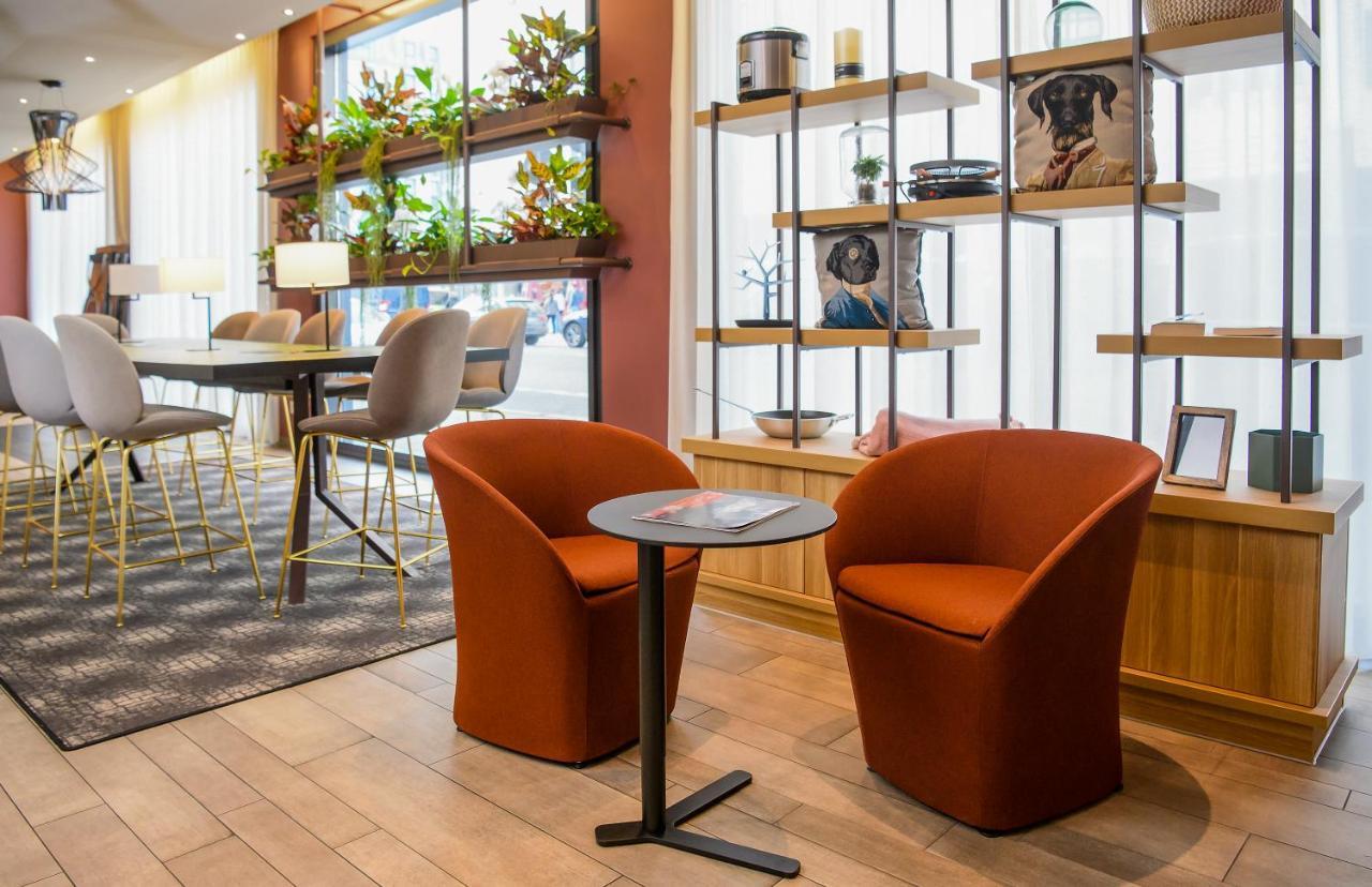 Adagio Aparthotel 4*